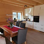 Laerchenhaus ,,unterer Brodl