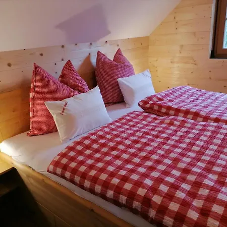 Laerchenhaus ,,unterer Brodl