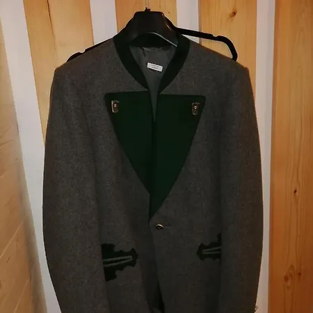 Laerchenhaus ,,unterer Brodl