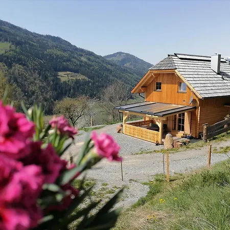 Holiday home Laerchenhaus ,,unterer Brodl