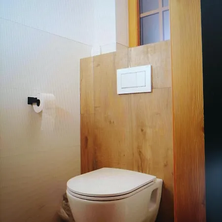 Laerchenhaus ,,unterer Brodl