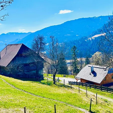 Holiday home Laerchenhaus ,,unterer Brodl