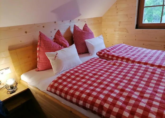 Laerchenhaus ,,unterer Brodl