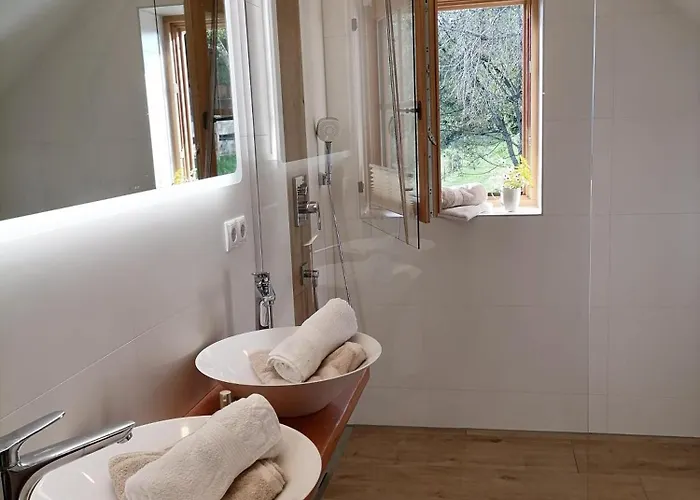 Laerchenhaus ,,unterer Brodl