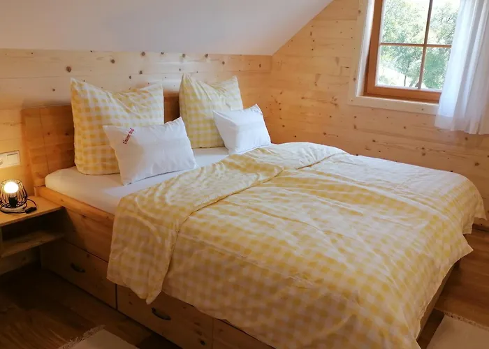 Laerchenhaus ,,unterer Brodl